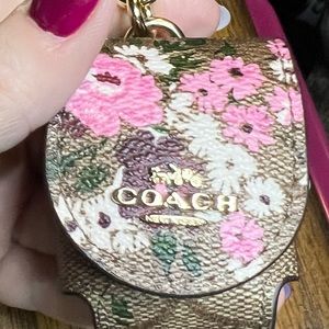 Coach airpods 1/2 gen case carrier clip on purse charm